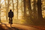 In bicicletta in silenzio e solitudine