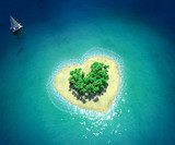 Cuore tropicale tra le onde