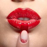Lucentezza di rosso intenso