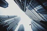 Sogni Verticali in Vetro e Acciaio