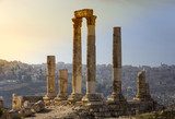 Tramonto sulle colonne antiche