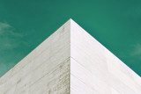 Vertigine geometrica sul cielo verde